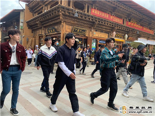 《极限挑战》剧组走进云南香格里拉 取景拍摄