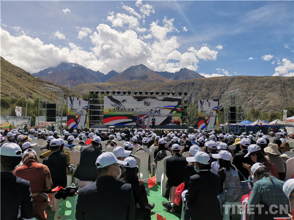 西藏拉萨市尼木县首届吞巴藏香源文化旅游节开幕1.jpg