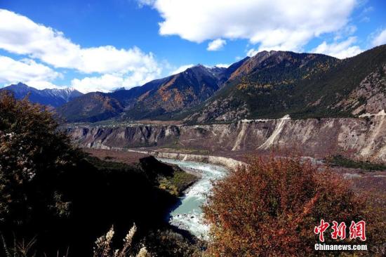 西藏雅鲁藏布大峡谷拟确定为国家5A级旅游景区