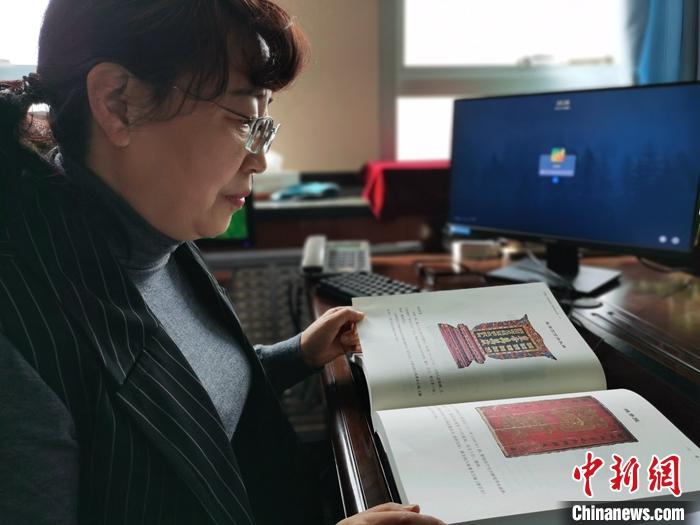 大量藏文古籍待拂“尘埃” 青海各界三十载合力挖掘