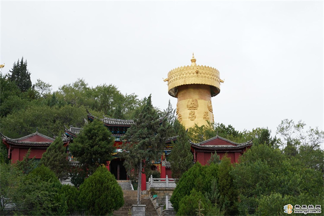 云南香格里拉市独克宗古城吉祥如意幢修缮完工