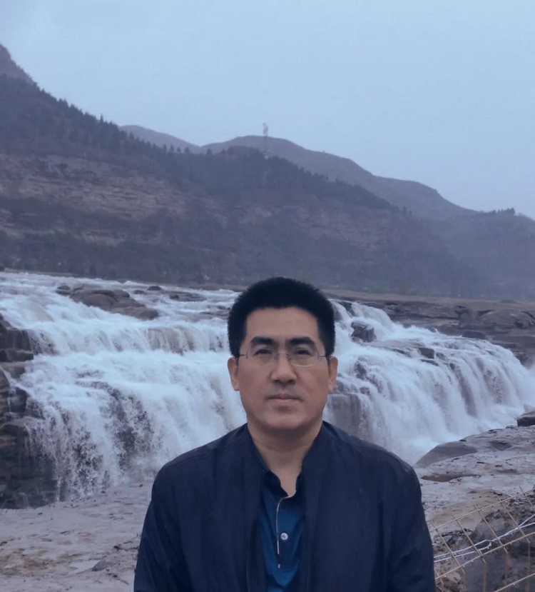 胡沛萍2021.jpg