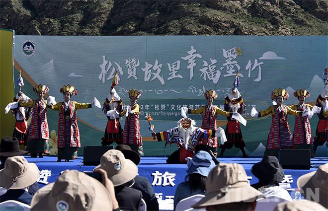 西藏墨竹工卡：以花为媒、以节会友促交流合作