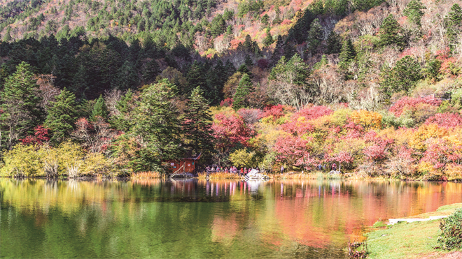 木格措：唱响情歌的地方