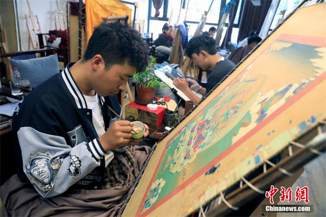 四川壤塘：藏族青年注入“非遗”新力量