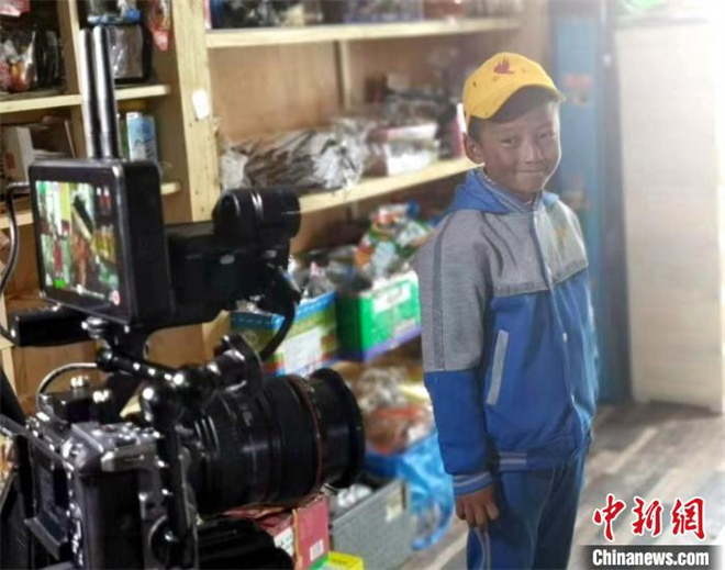 西藏首部关爱农村留守儿童微电影《风的孩子》上线2.jpg