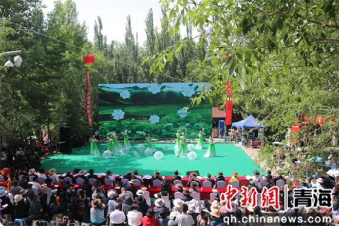 青海省西宁地区第三十五届藏族文化艺术节开幕