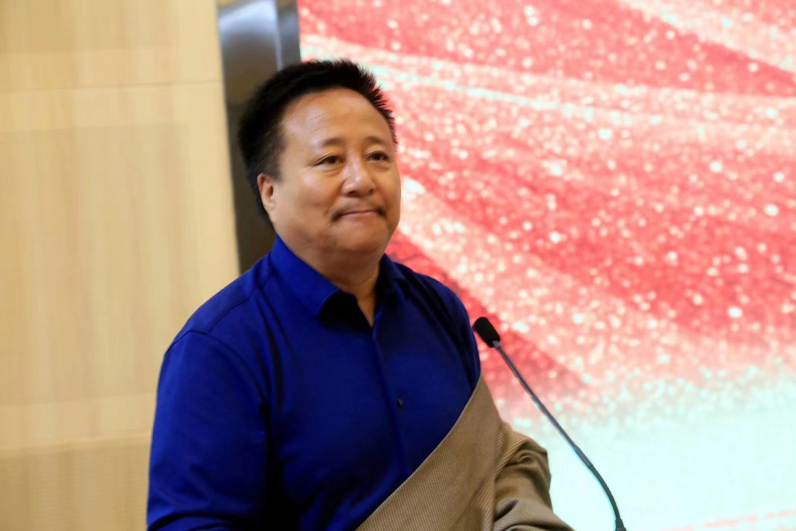 东珠才让：夜之声（组诗）