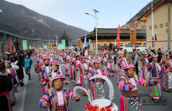 ”2023年王朗白马风情节”在四川平武举行