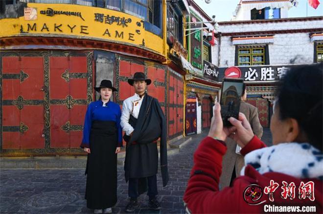 新年假期 西藏接待海内外游客204.28万人次