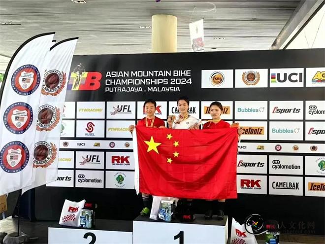 亚洲山地自行车锦标赛藏族选手扬毛措荣获铜牌