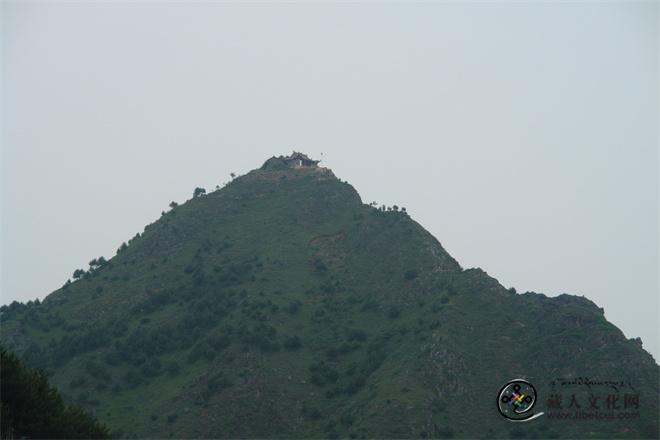 武都龙凤山汉王寺探微
