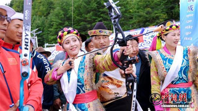 西藏自治区亚东县举办第六届传统射箭比赛
