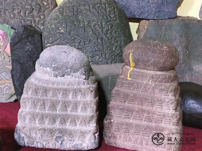 墨竹工卡县玉岗石塔遗存考析