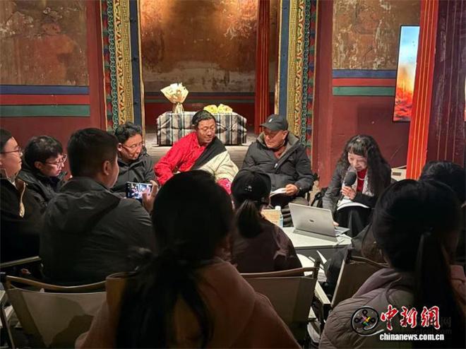 《大地艺术家：北方牧人》新书分享会拉萨举行