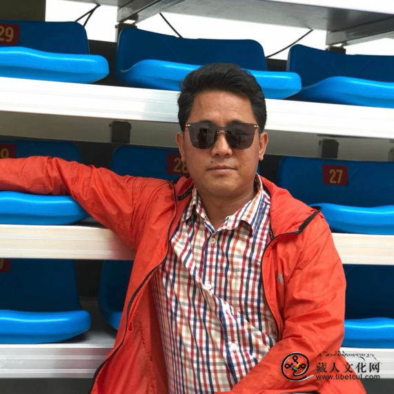 如巴：守望草原（长诗）久美多杰 译