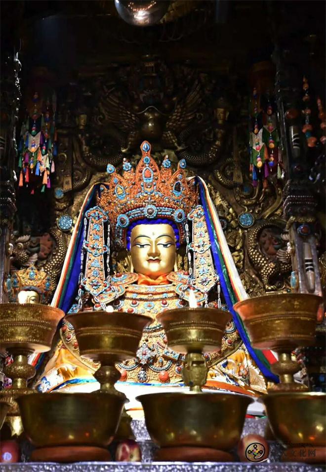 拉萨大昭寺觉卧佛像考