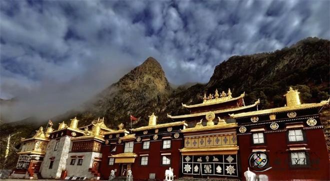 藏北雪域祖庭 东伏藏法脉千秋——恰如寺文史概览9.JPG
