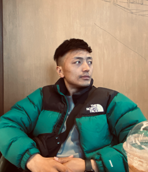 琼苍·哲啰：雪山脚下的独居老人（组诗）