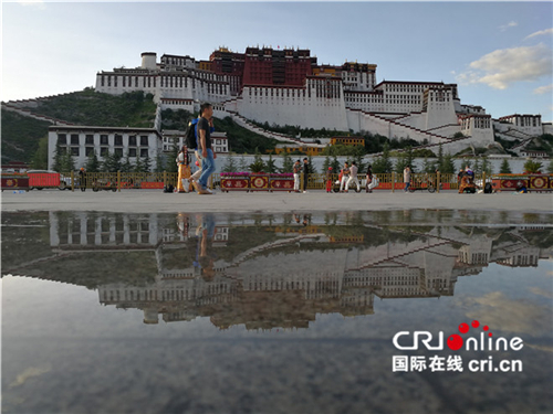 打造全域旅游 西藏旅游业实现高质量发展