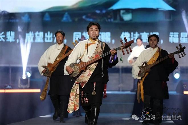 第二届“我为家乡唱首歌”音乐盛典暨甘南文旅音乐会唱响桑科草原3.jpg
