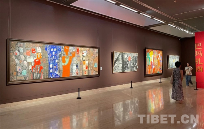 “藏色——巴玛扎西画展”在中国美术馆开幕6.jpg
