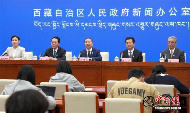 从两大专业到国家中医医学中心（藏医） 西藏藏医院百年路见证藏医药现代化.jpg