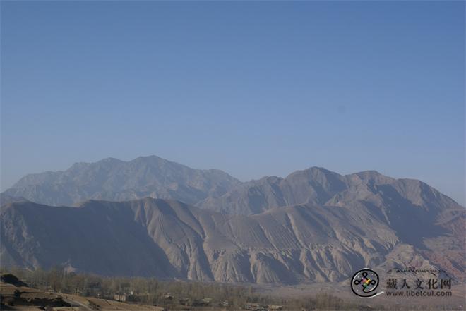 积石山脉.JPG