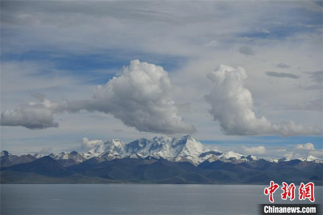 第七届纳木措文化旅游民俗风情赛马艺术节开幕1.jpg