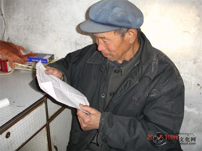 2007年记者采访时已经70岁高龄的高作明.JPG