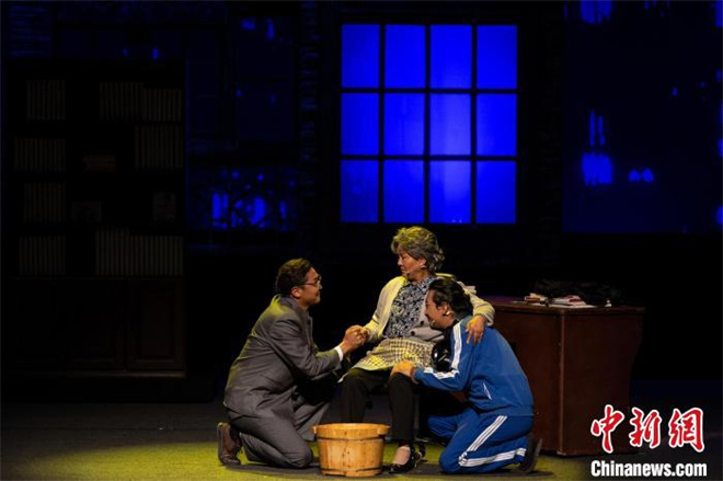 西藏首部儿童剧《特殊作业》在京演出2.jpg