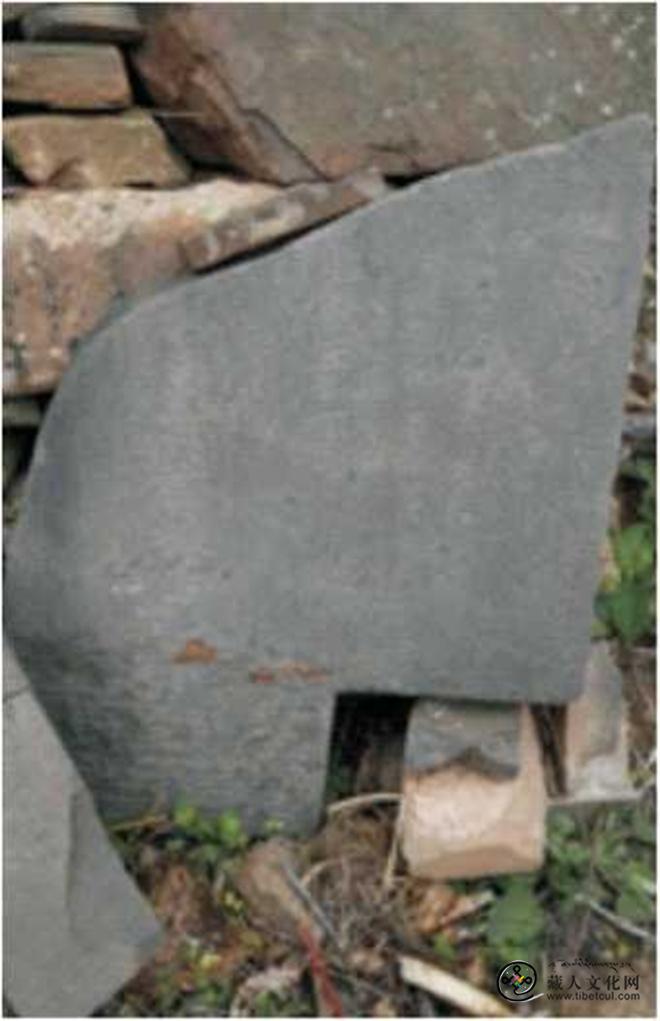 四川小金清代穆塔尔墓碑考释2.jpg