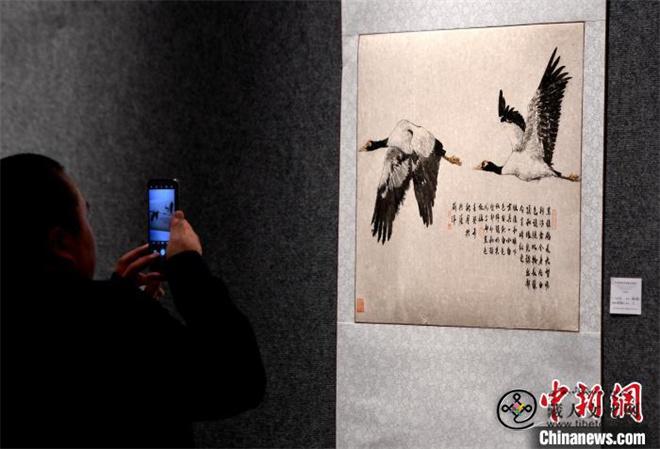 首个西藏山水国画展在拉萨举行6.jpg
