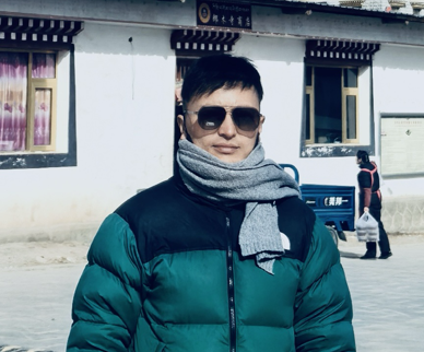 琼苍·哲啰：想象与现实的距离（组诗）