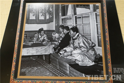 老照片背后的故事：旧西藏的噶厦政府