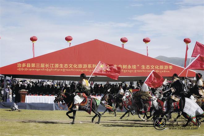 “生命树永续”生态文化旅游季在治多启幕.jpg
