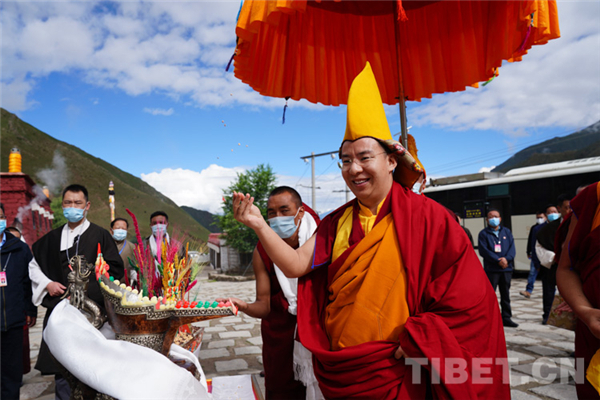 功行圆满，十一世班禅完成西藏佛事和社会活动3.jpg