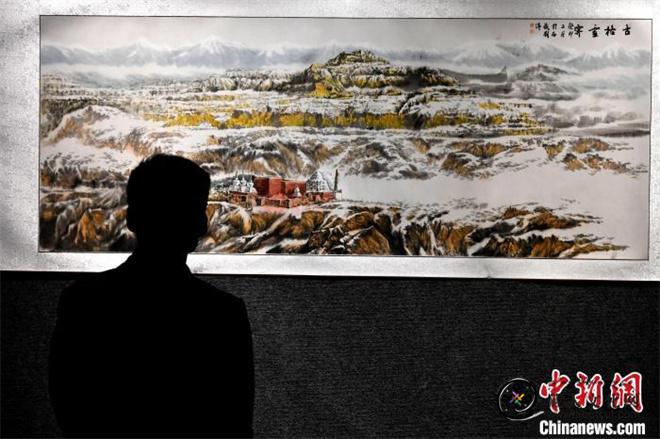 首个西藏山水国画展在拉萨举行2.jpg