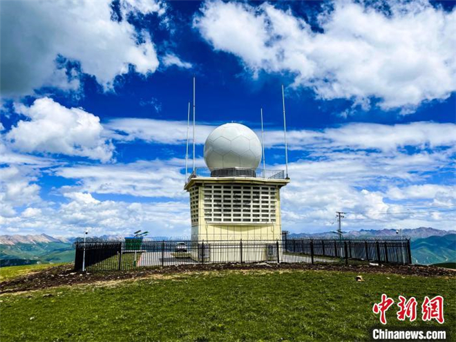 中国海拔最高的天气雷达站在青海玉树建成.jpg