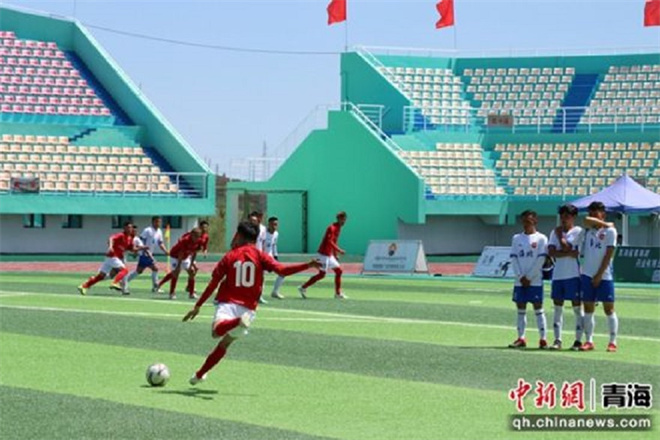 2023年青海省足球超级联赛在海南州开幕3.jpg