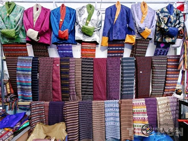 拉萨—尼泊尔非遗手工品交易会举行7.jpg