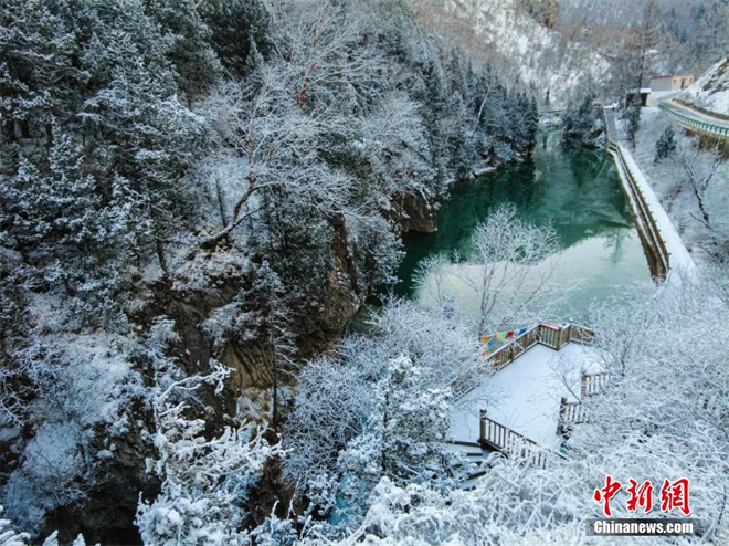 走近甘南：春雪润藏乡 水墨丹青入画来2.jpg