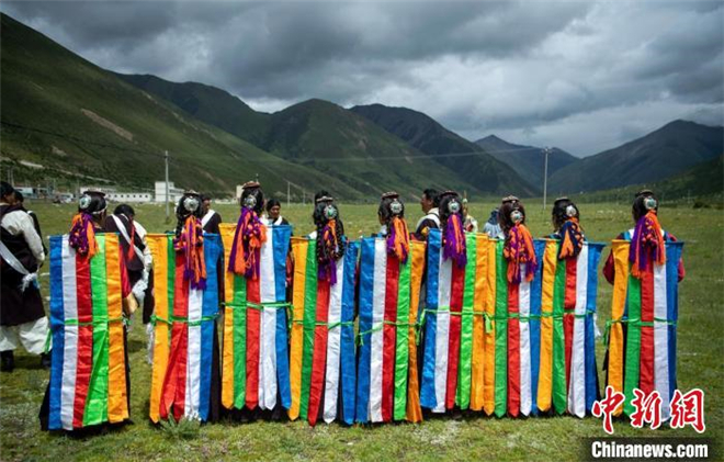 走进西藏高原感受藏族古老歌舞魅力5.jpg