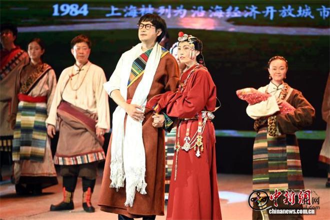 甘肃原创话剧《青青的阿万仓》走进兰州大学10.jpg