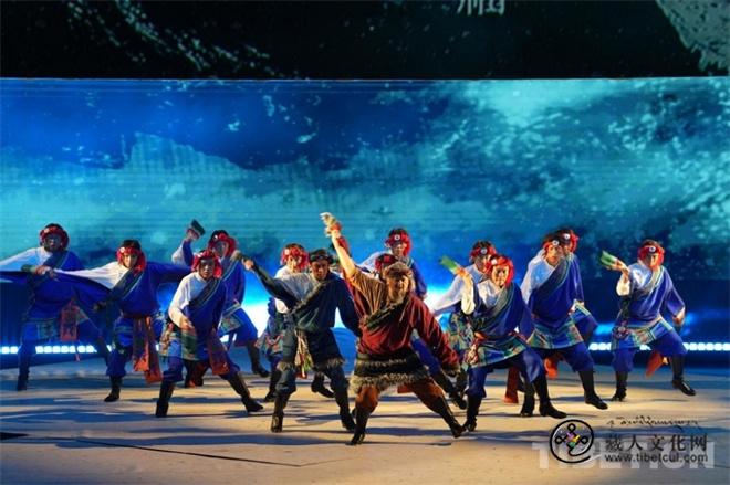 《扎西夏卓》专场文艺演出在拉萨精彩上演4.jpg