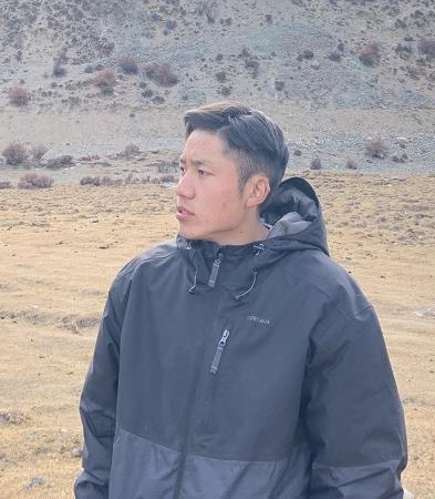 次旦朗杰：在春的歌声中飘过（组诗）