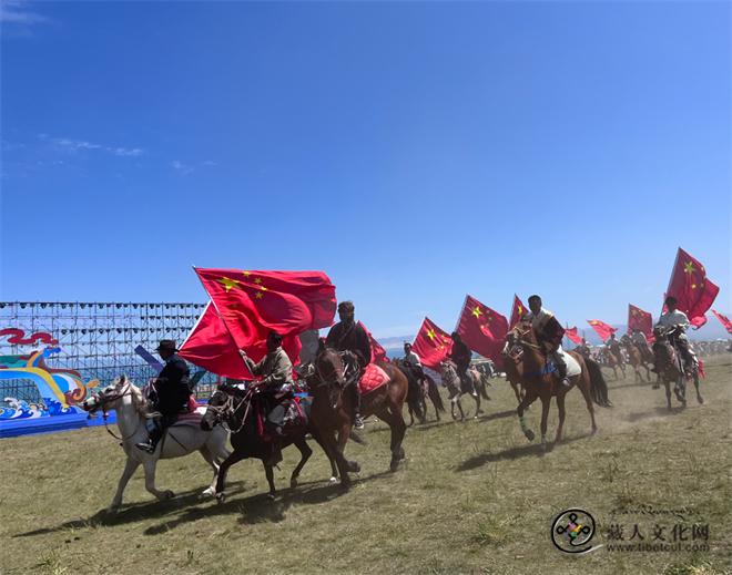 青海省第九届藏族拉伊大赛暨海南州首届“青海湖”杯赛马会开幕3.jpg