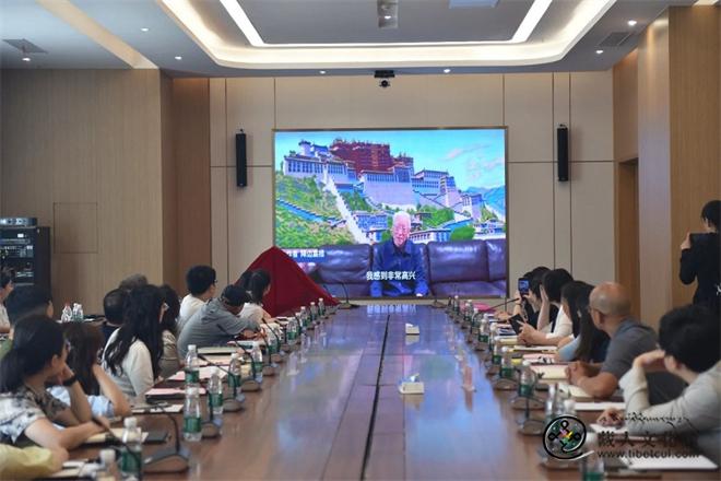 《雪域雄狮：除暴安良格萨尔王》出版发行3.jpg