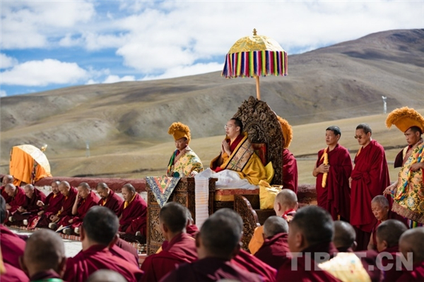 功行圆满，十一世班禅完成西藏佛事和社会活动5.jpg