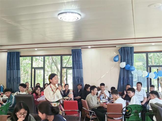 西藏拉萨：毕业歌舞致青春，哈达载情别师恩6.jpg